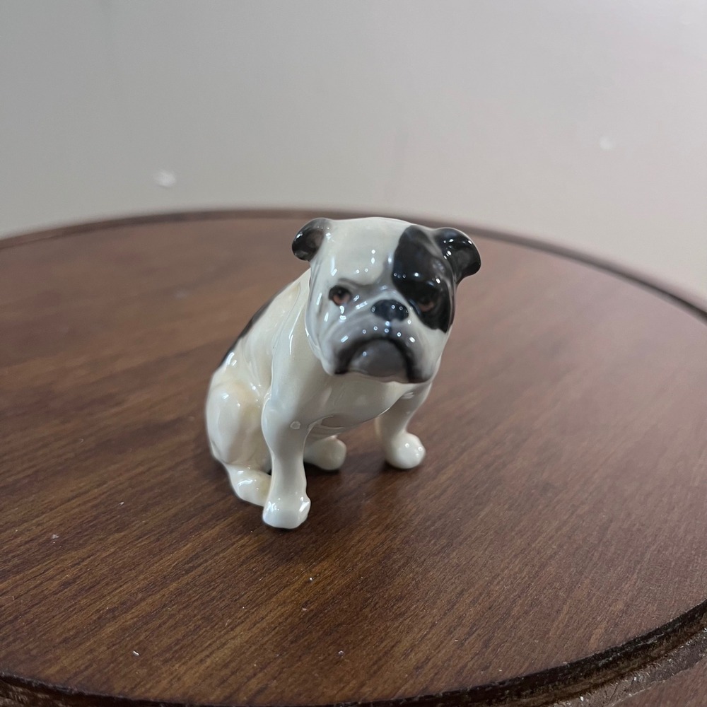 Vtg Royal Doulton Bone China English Bulldog Figurine Black White Patch England